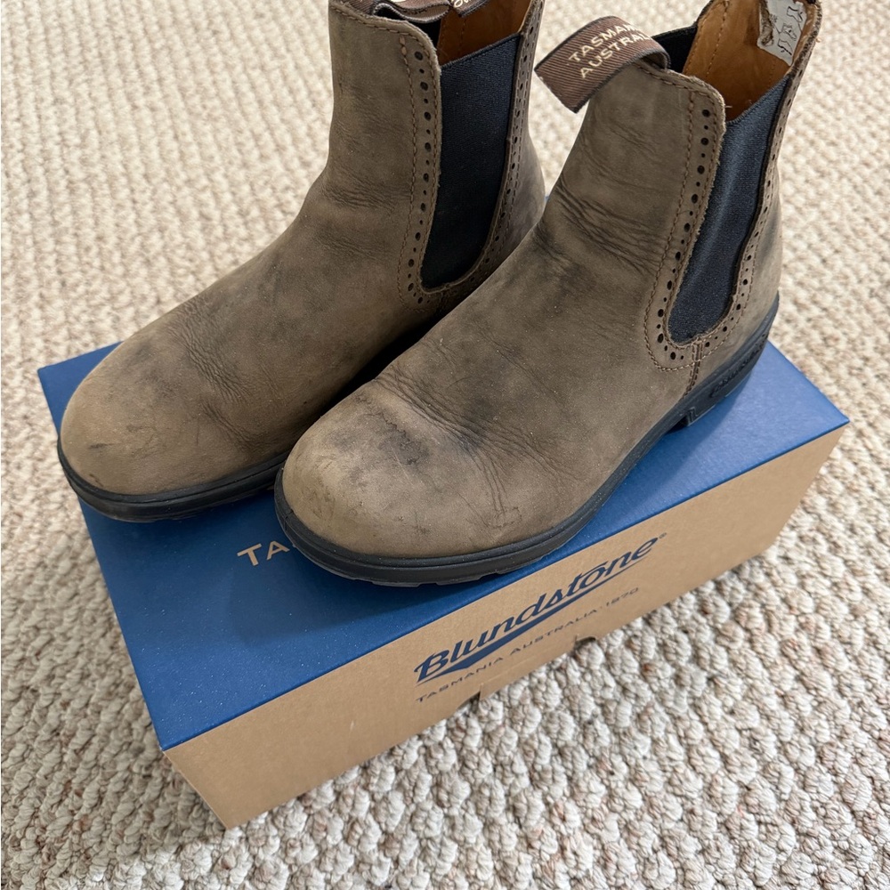 Blundstone Women’s Brown Leather Boots, size 8.5
